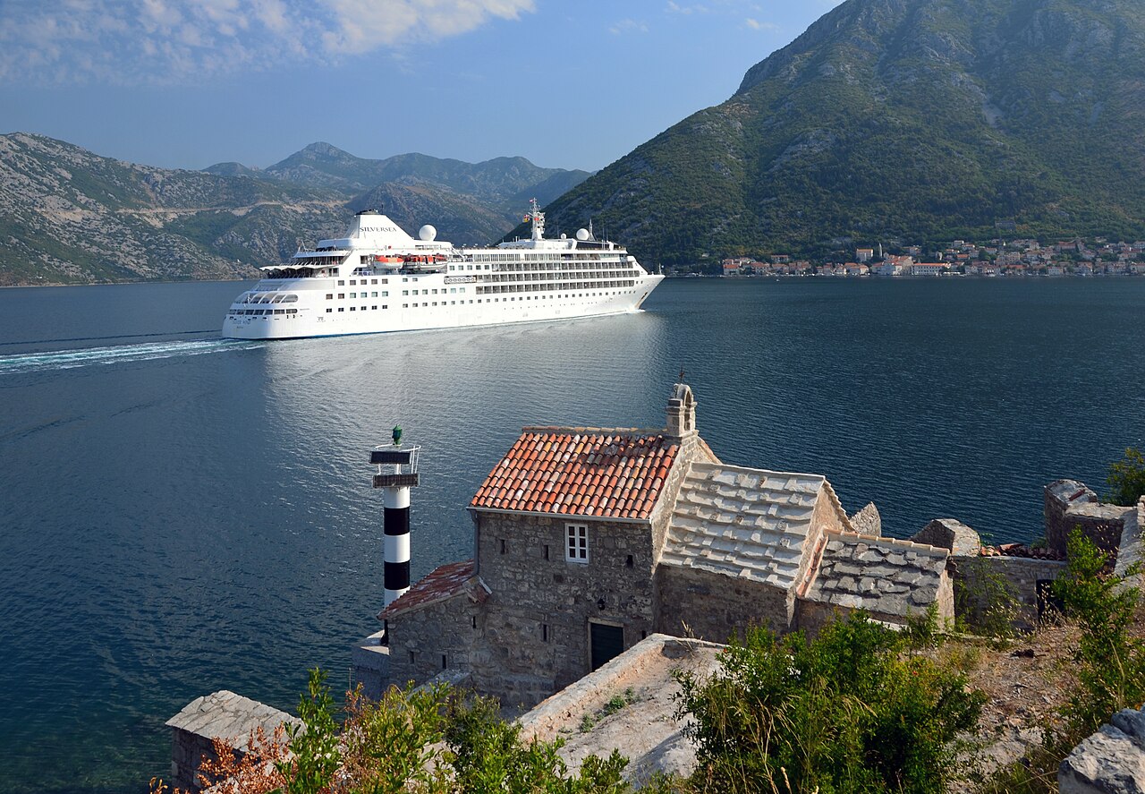 Coast to Canyon: a Durmitor 4WD Day from Kotor in Kotor, Montenegro