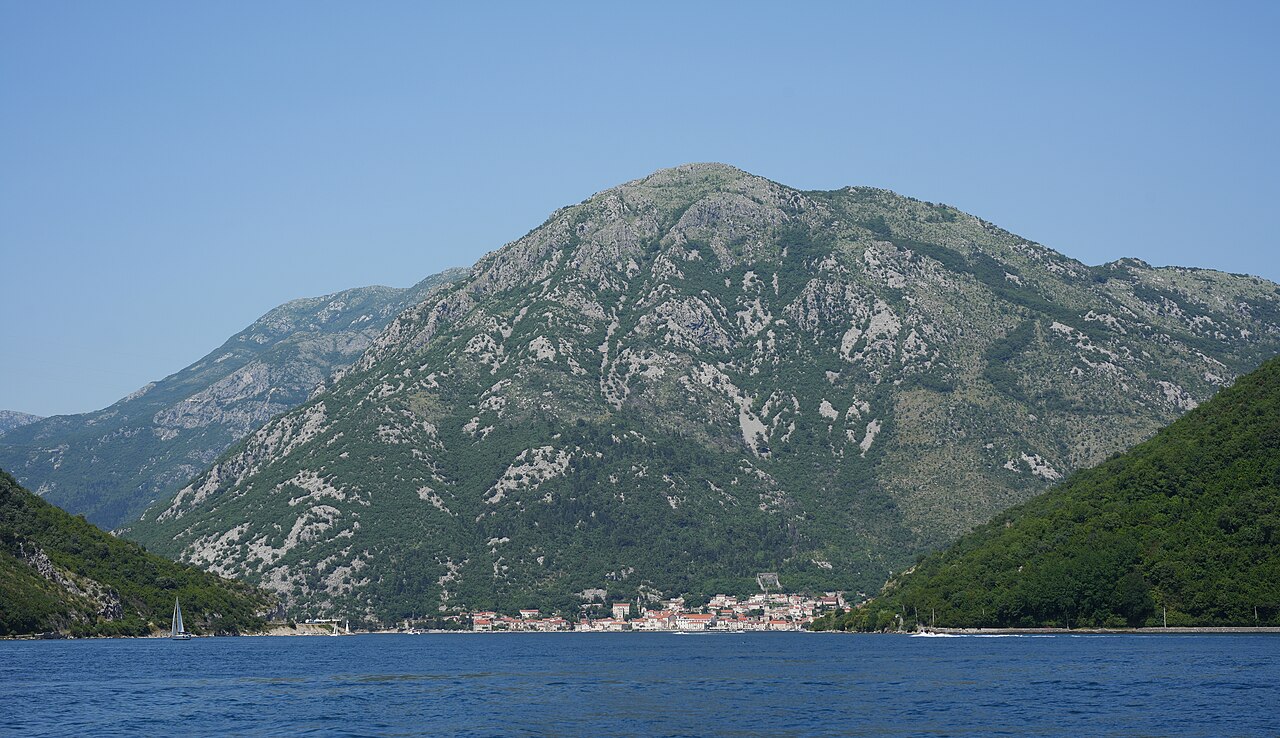 Speedboat from Kotor: Swim the Glowing Blue Cave in Kotor, Montenegro