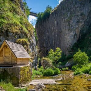 Canyoning in Nevidio Canyon